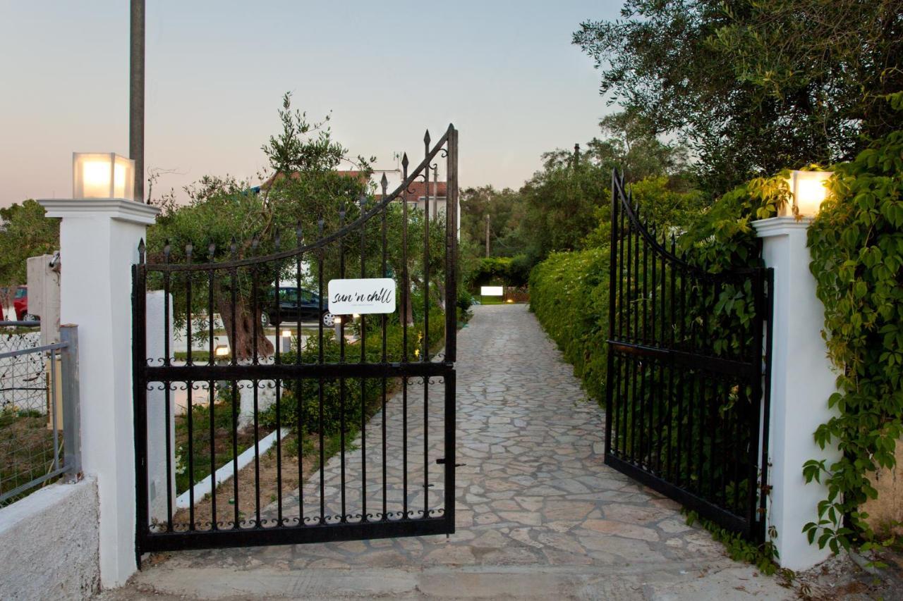 Sun 'N Chill, Boutique Apartments & Beach Villa Melikia Exterior photo