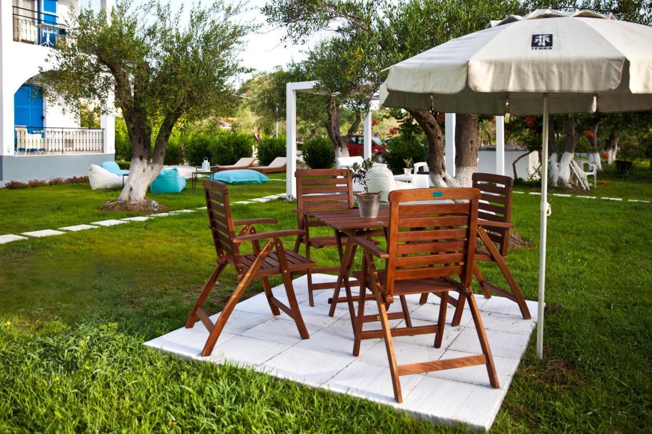 Sun 'N Chill, Boutique Apartments & Beach Villa Melikia Exterior photo