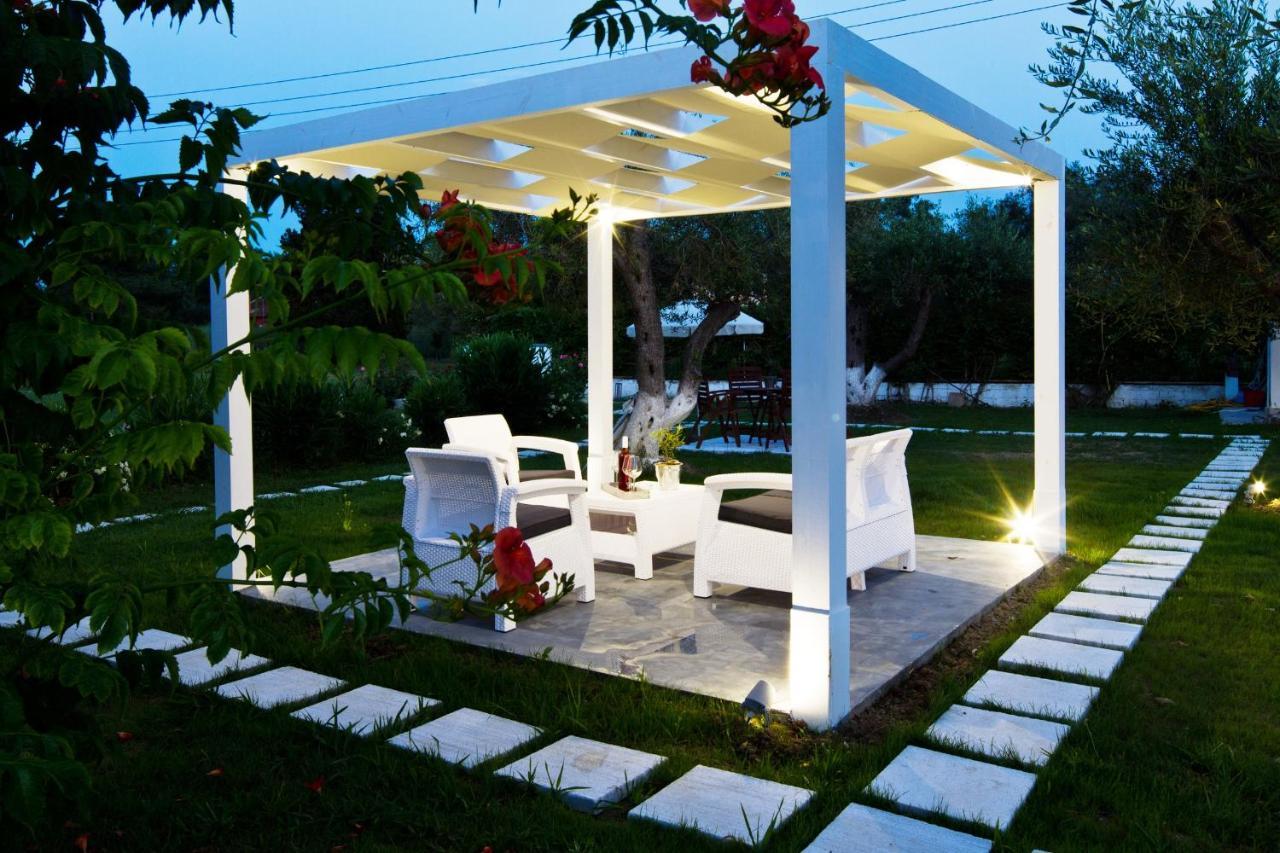 Sun 'N Chill, Boutique Apartments & Beach Villa Melikia Exterior photo