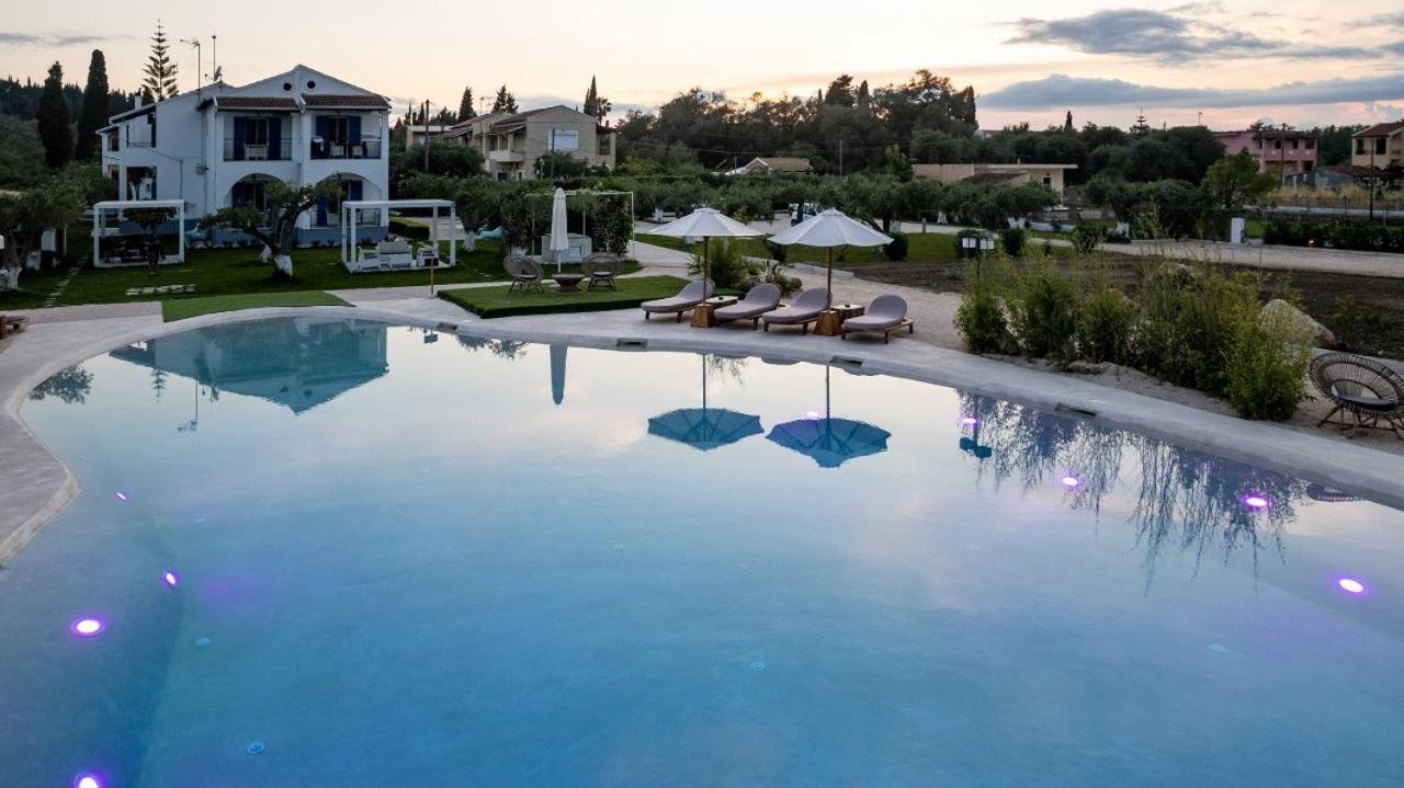 Sun 'N Chill, Boutique Apartments & Beach Villa Melikia Exterior photo