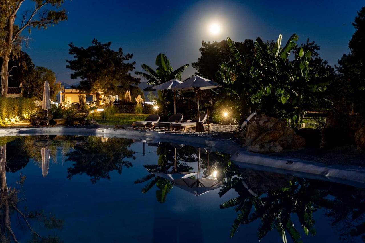 Sun 'N Chill, Boutique Apartments & Beach Villa Melikia Exterior photo